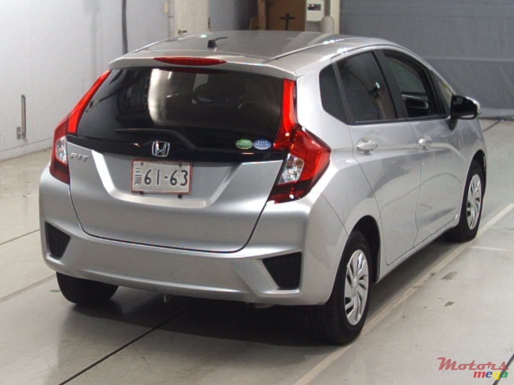 2016' Honda Fit photo #1