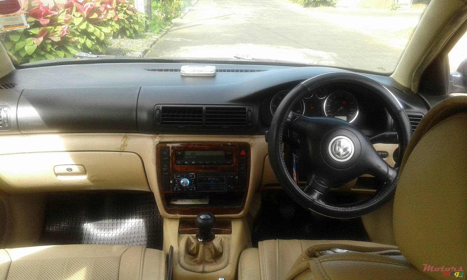 2002' Volkswagen Passat B5 photo #3