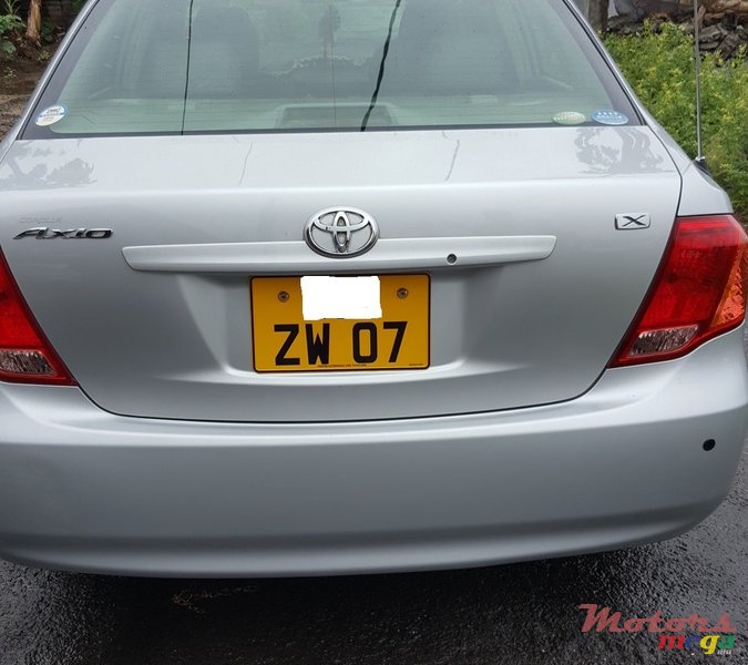 2007' Toyota Axio photo #4