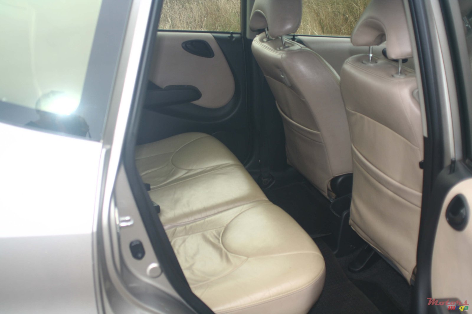 2004' Honda Fit photo #5