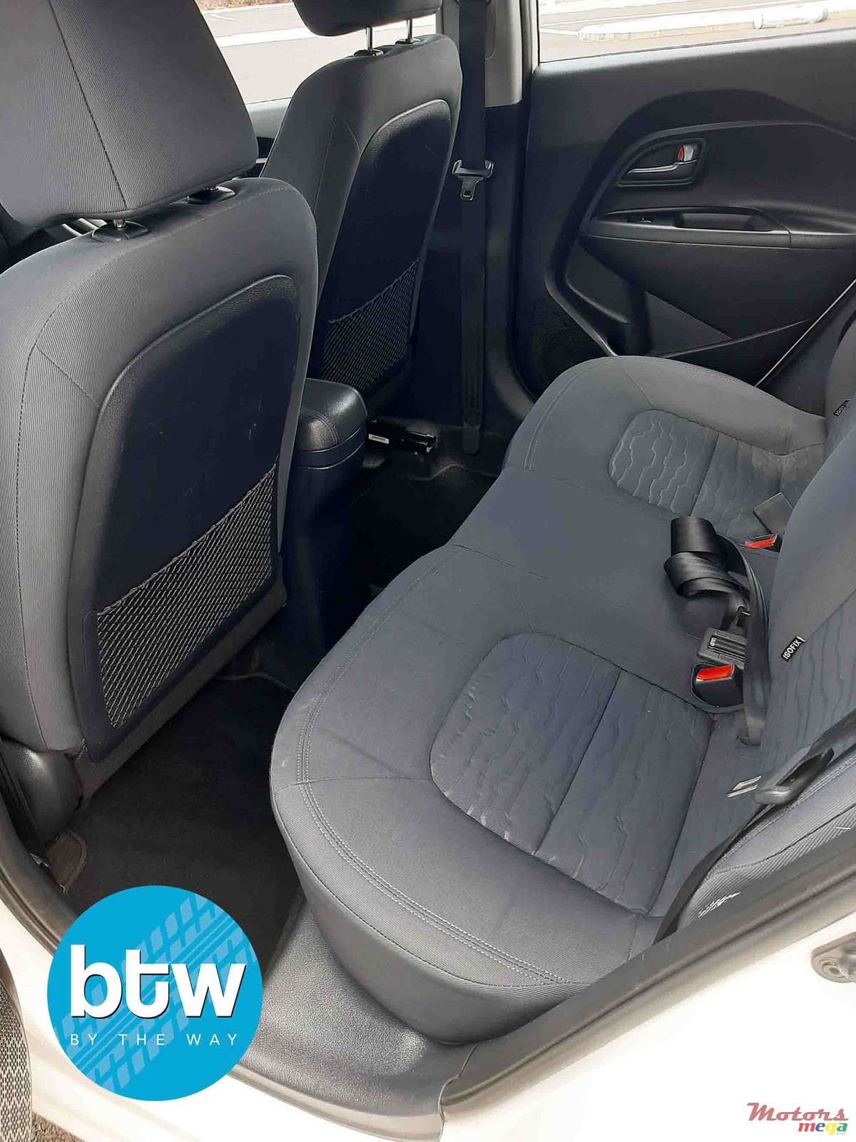 2013' Kia Rio photo #4