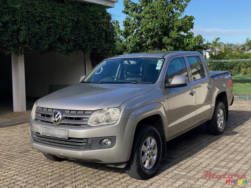 2014' Volkswagen Amarok 2.0 TDI photo #1