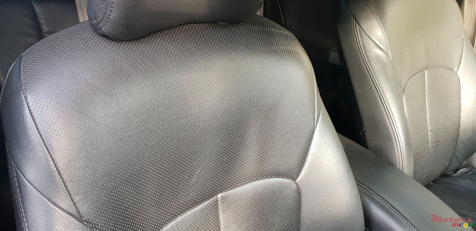 2010' Toyota Prius photo #5