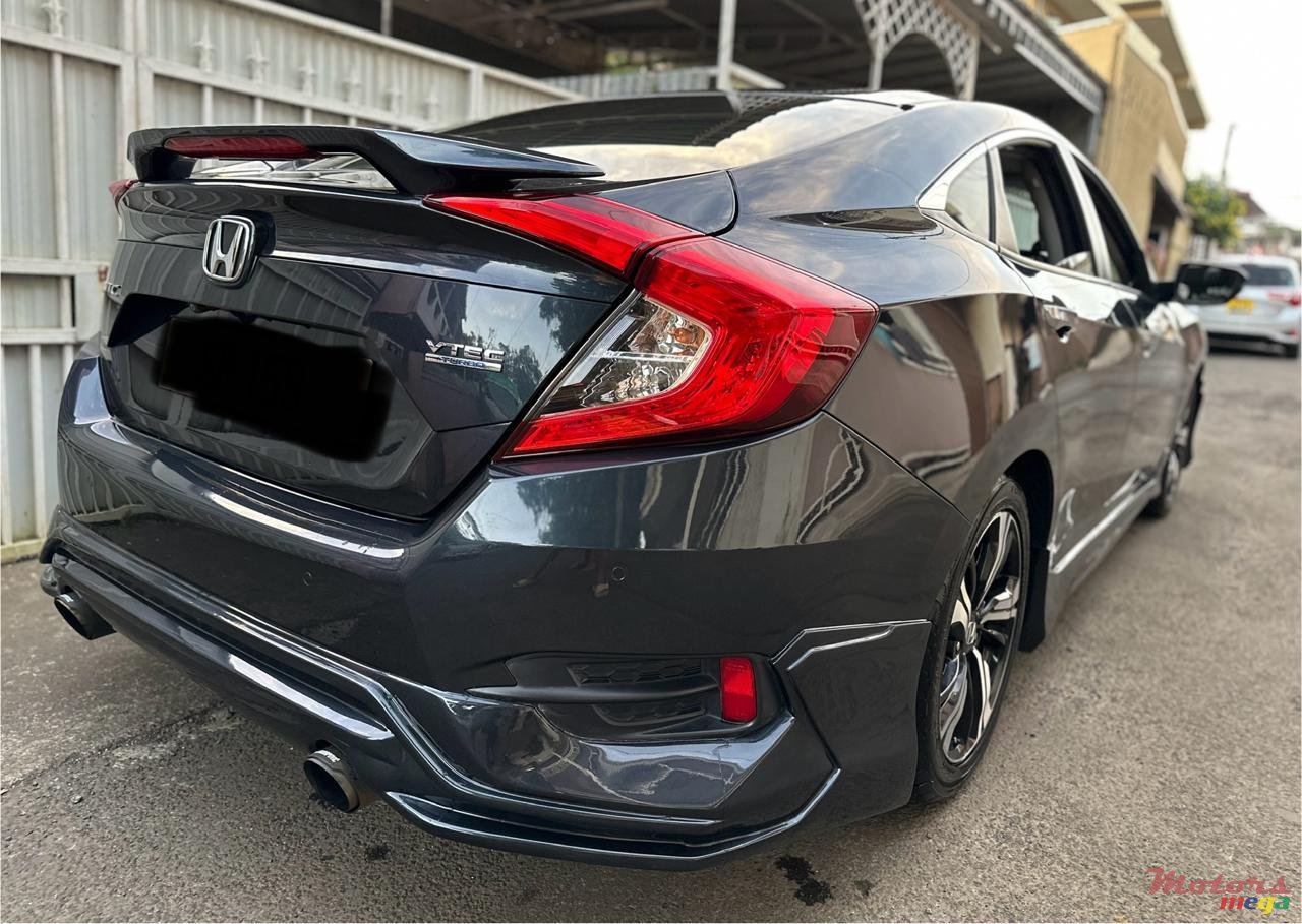 2017' Honda Civic photo #3