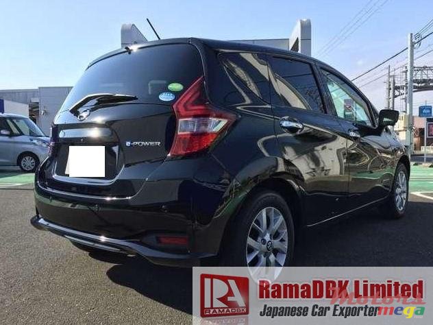 2020' Nissan photo #2