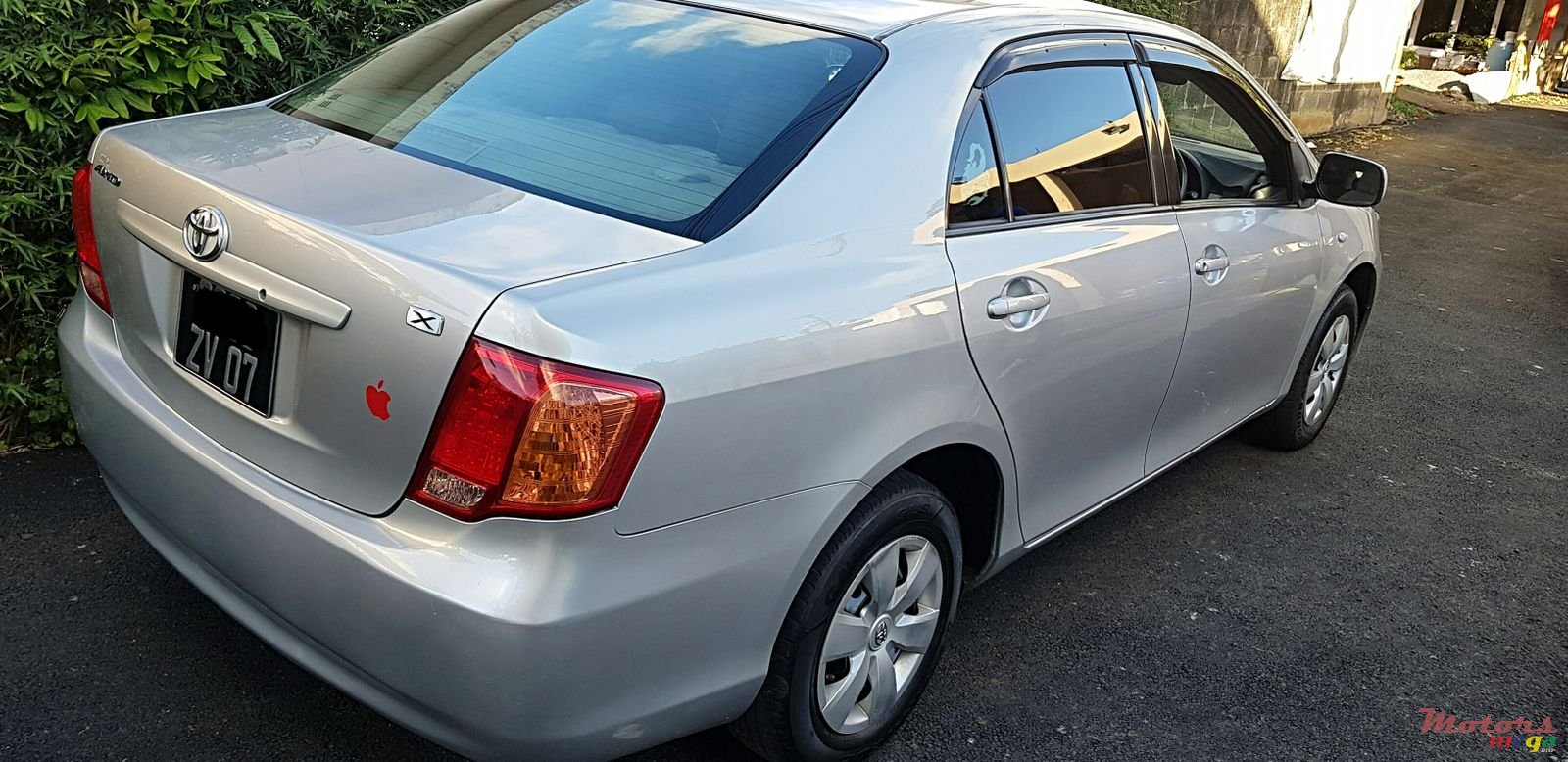 2007' Toyota Axio AUTOMATIC photo #3