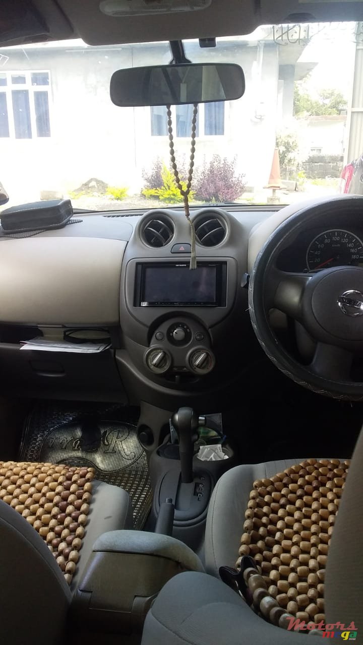 2011' Nissan March photo #2