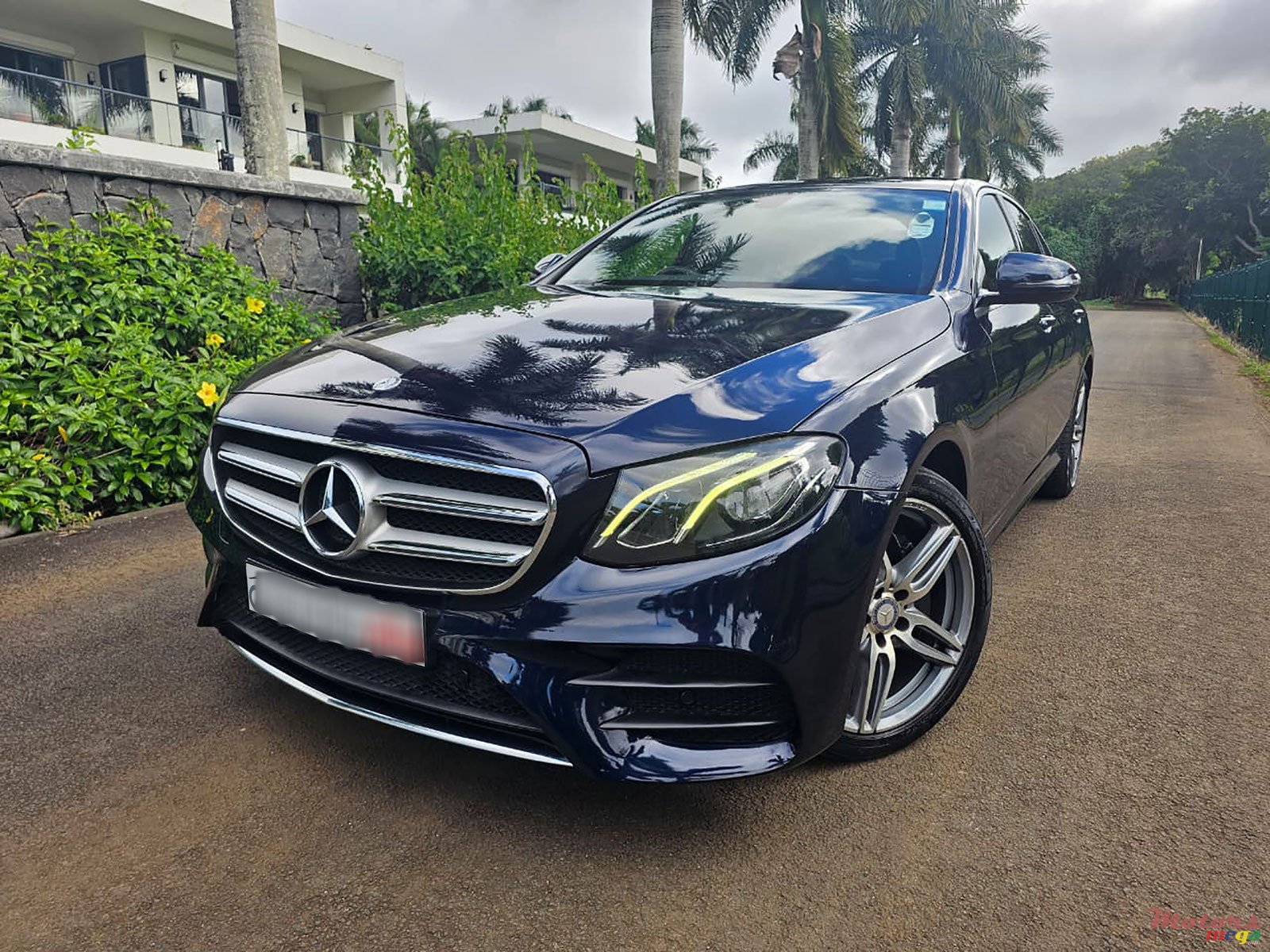 2017' Mercedes-Benz E 200 AMG 2.0 photo #1