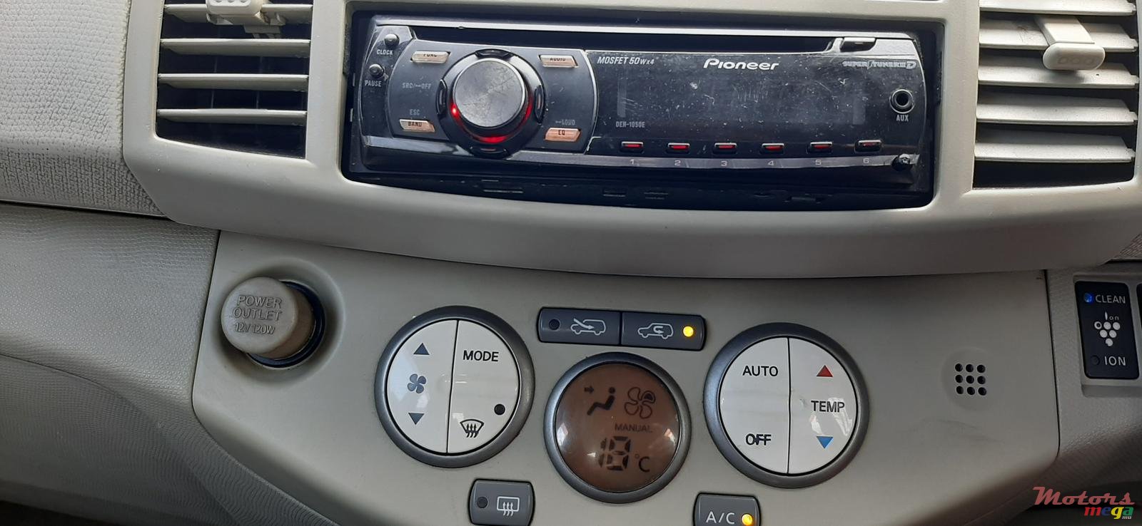 2004' Nissan March photo #4