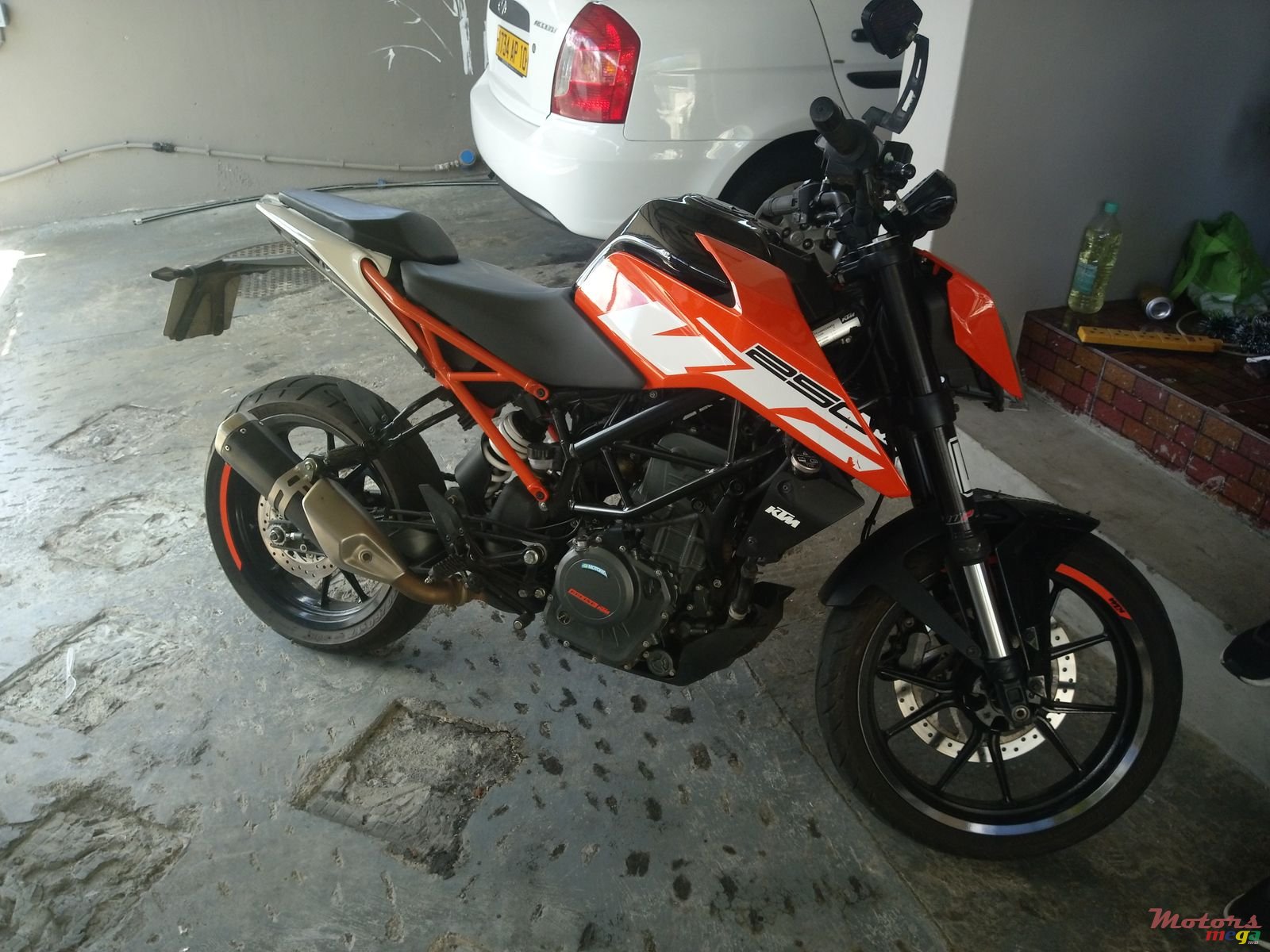 2017' KTM Duke 250 photo #1