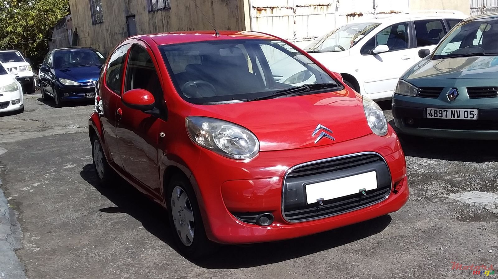 2012' Citroen C1 photo #1