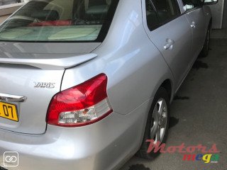 2007' Toyota Yaris photo #4