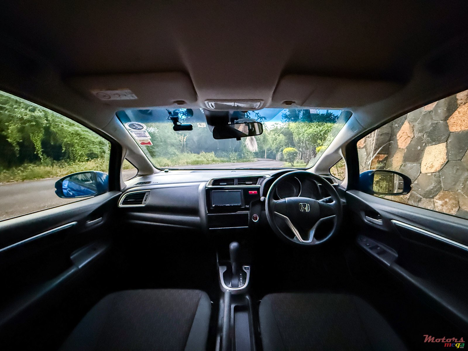 2017' Honda Fit photo #2