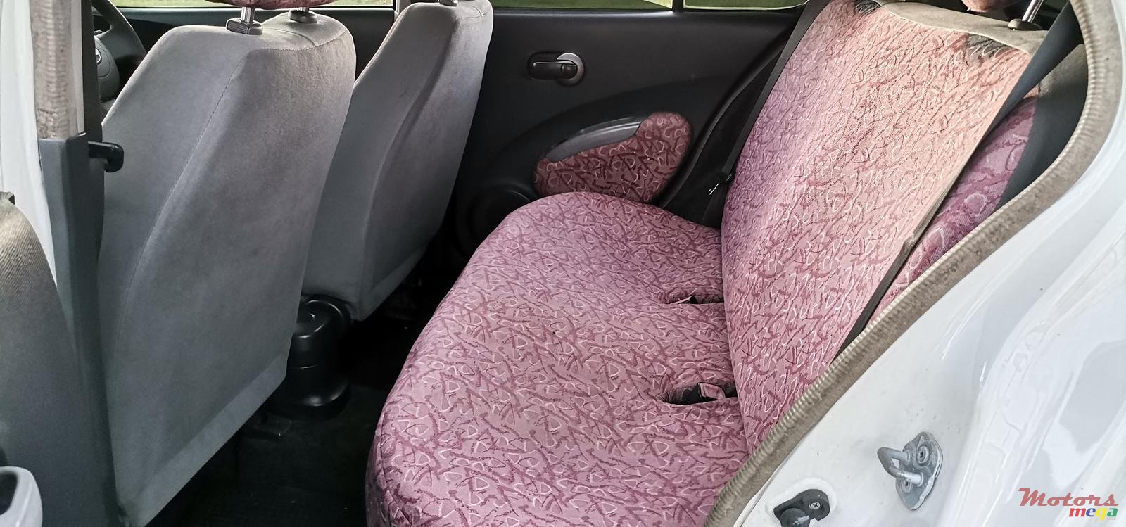 2002' Nissan March photo #5