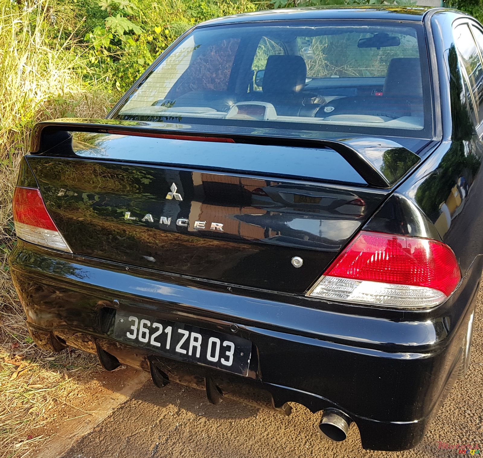 2003' Mitsubishi Lancer photo #2