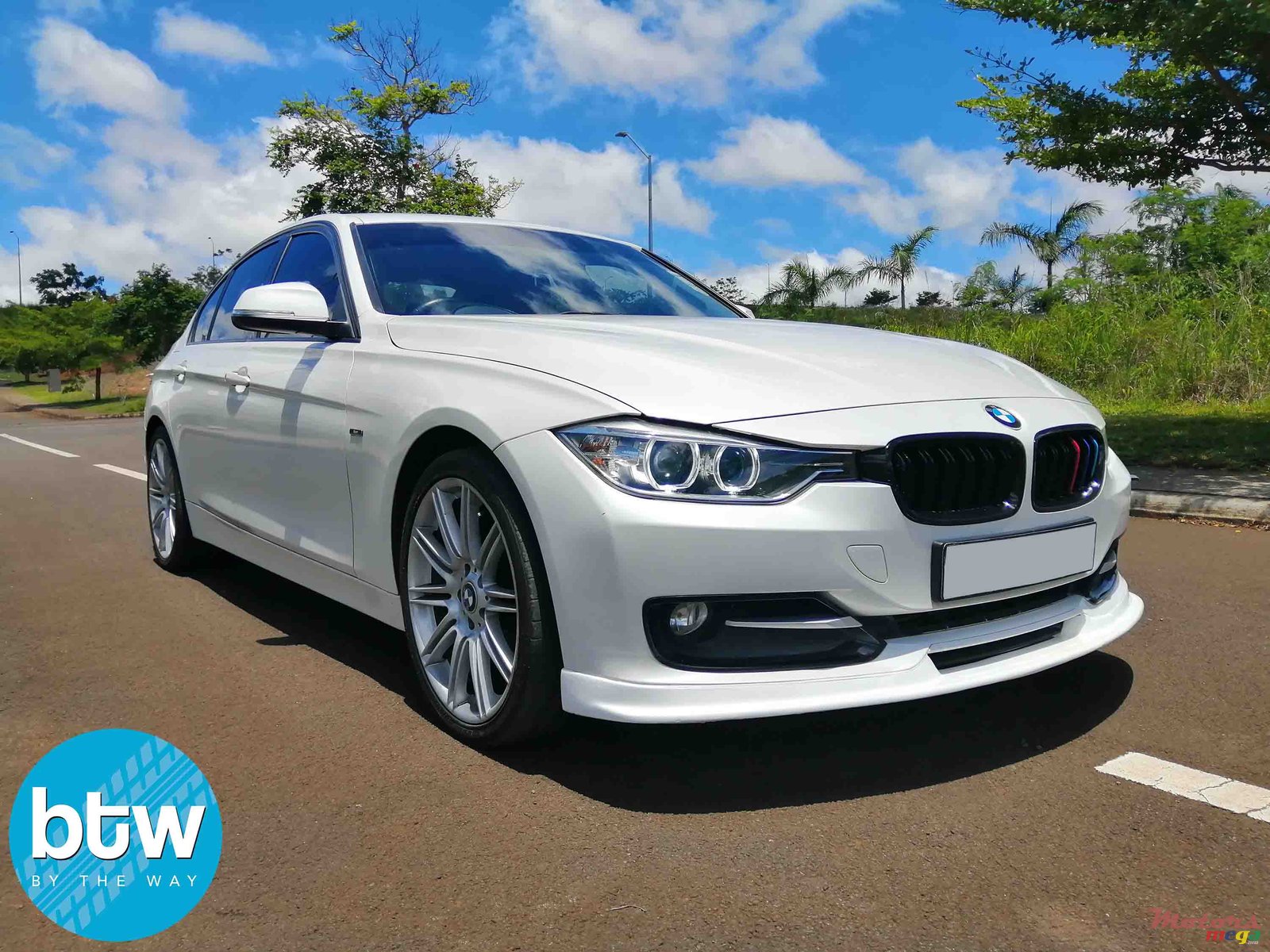 2016' BMW 320 photo #1