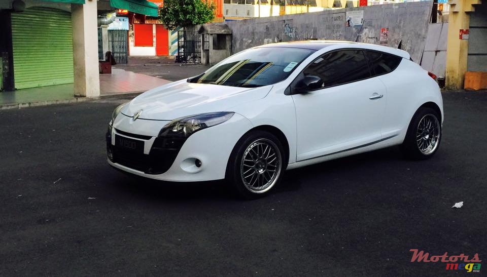 2010' Renault Megane RS fully tune photo #3