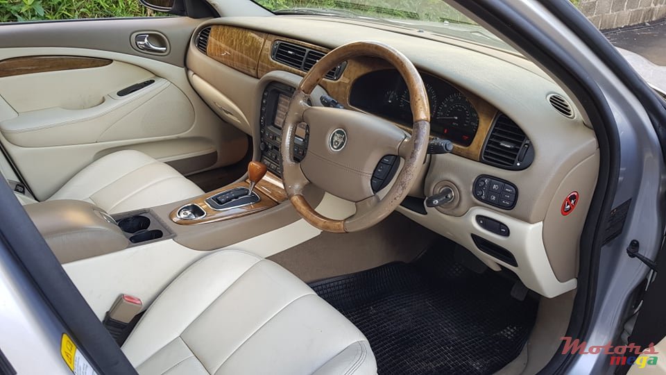 2003' Jaguar S-TYPE photo #4