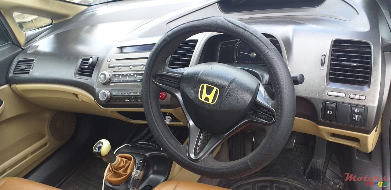 2008' Honda Civic photo #2