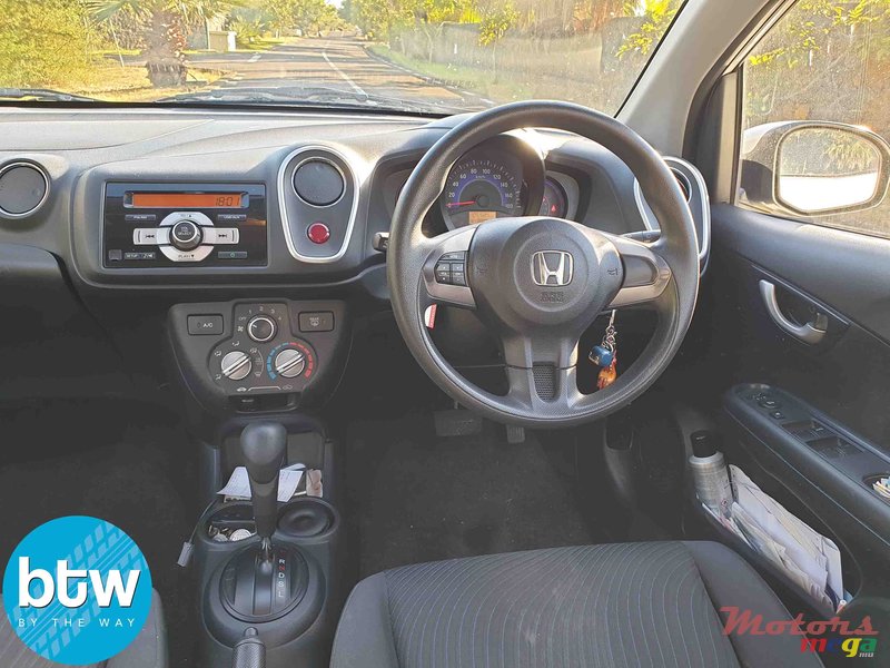 2015' Honda Mobilio 7 Seater photo #5