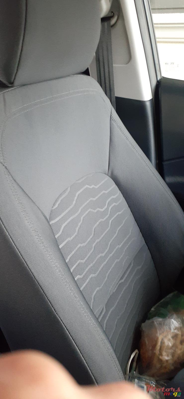 2016' Kia Rio photo #7