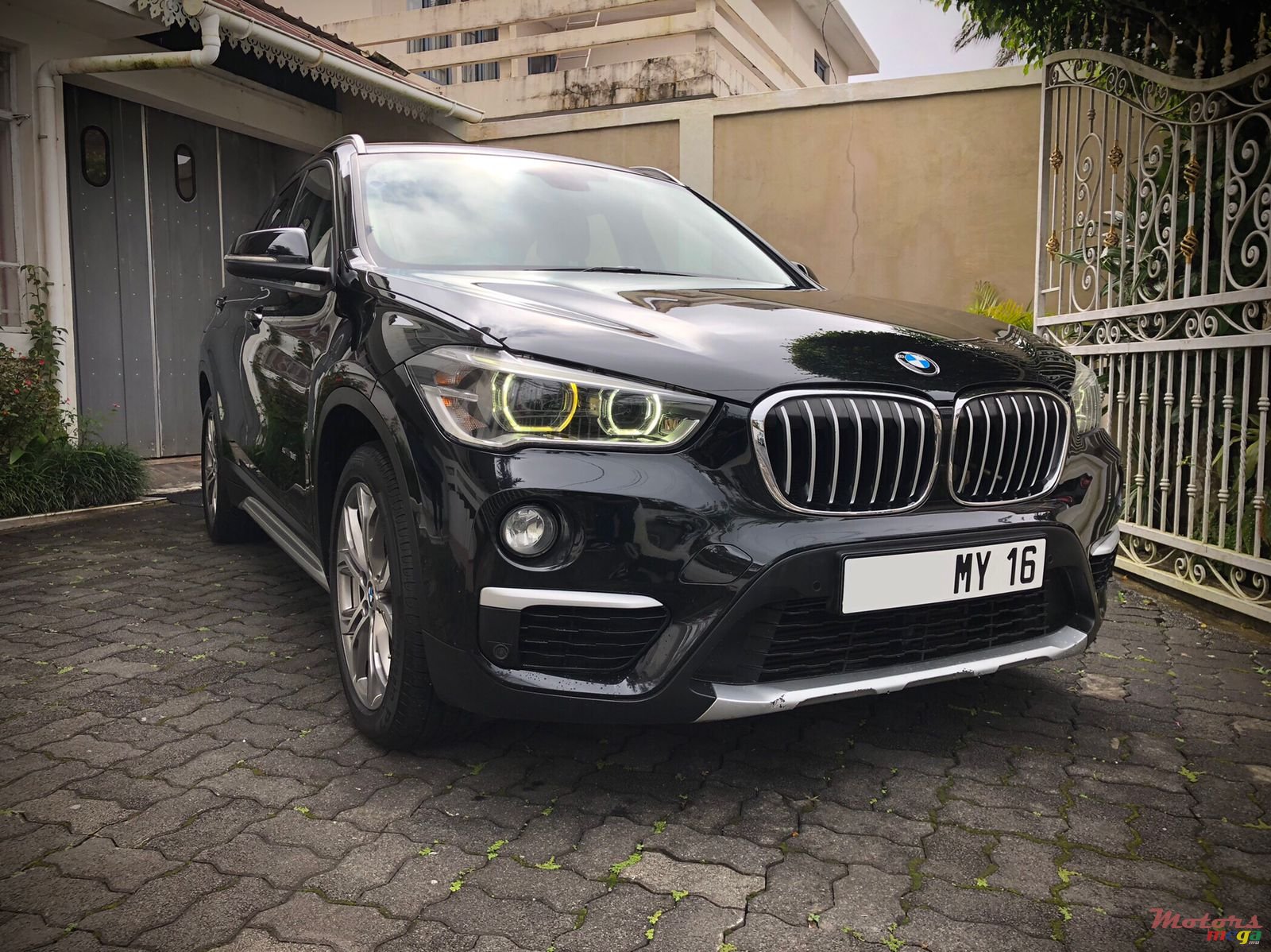 2016' BMW X1 S drive 18i photo #2