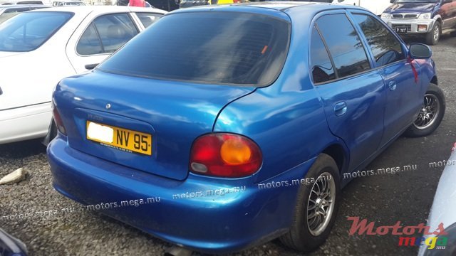 1995' Hyundai Excel photo #4