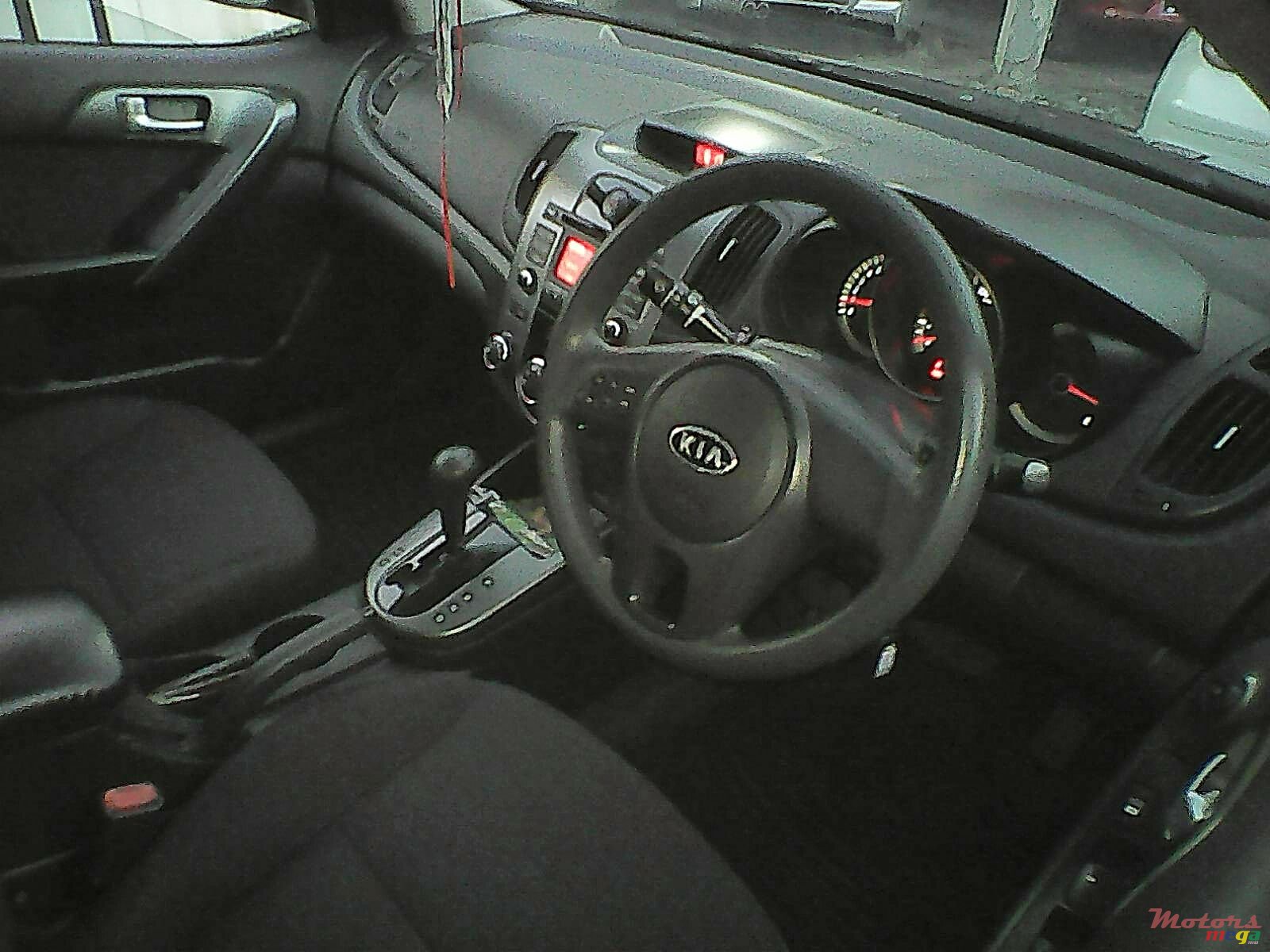 2010' Kia Cerato Automatic photo #3