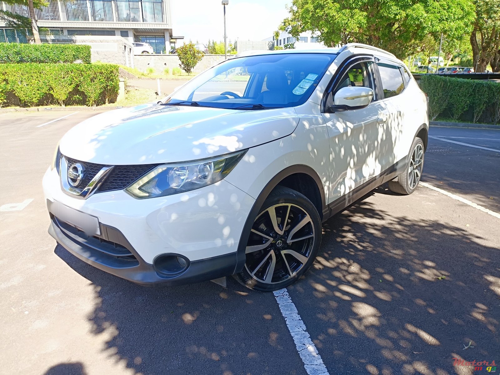 2015' Nissan Qashqai photo #3