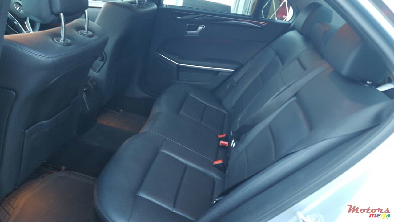 2013' Mercedes-Benz E-Class photo #6