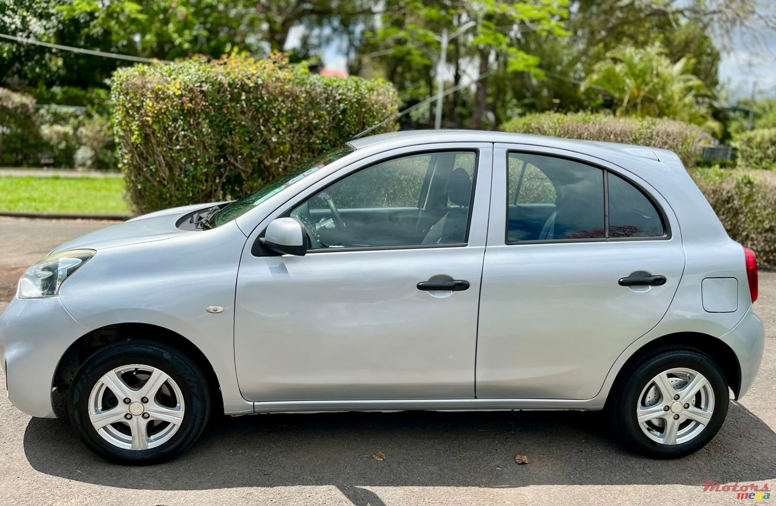 2017' Nissan March photo #3