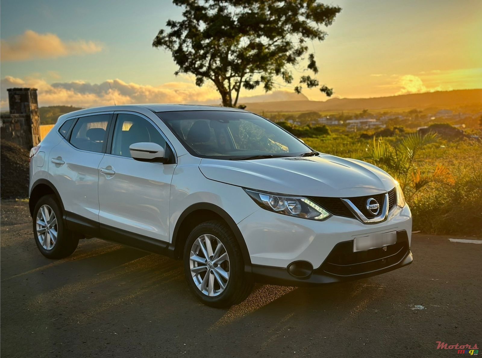 2017' Nissan Qashqai 1.2 Turbo photo #1