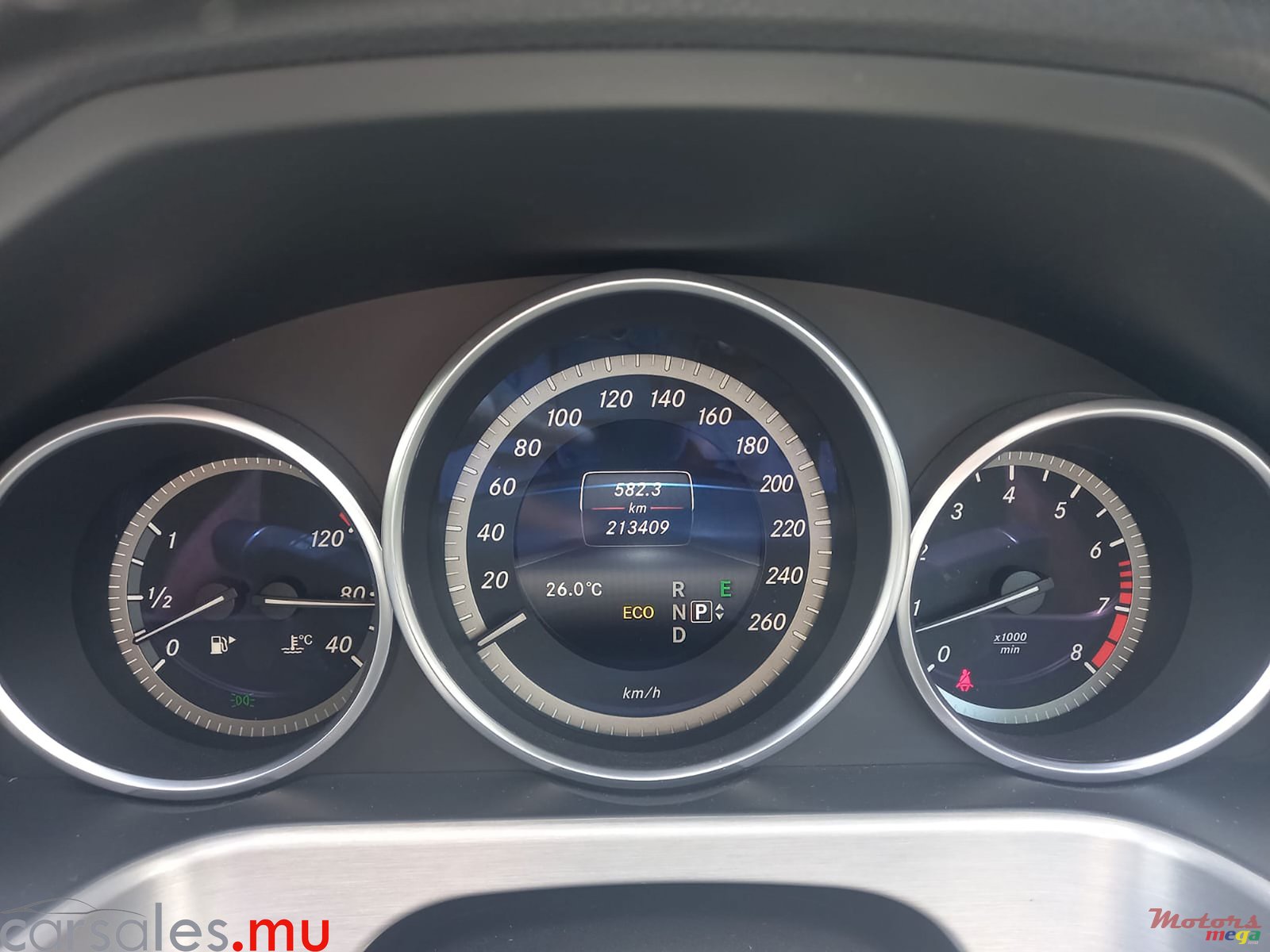 2013' Mercedes-Benz E 250 2.0 AMG photo #5