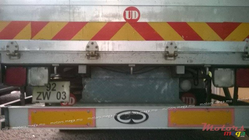 2003' Nissan photo #5