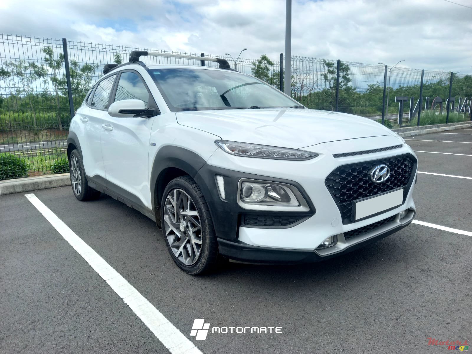 2021' Hyundai Kona photo #1