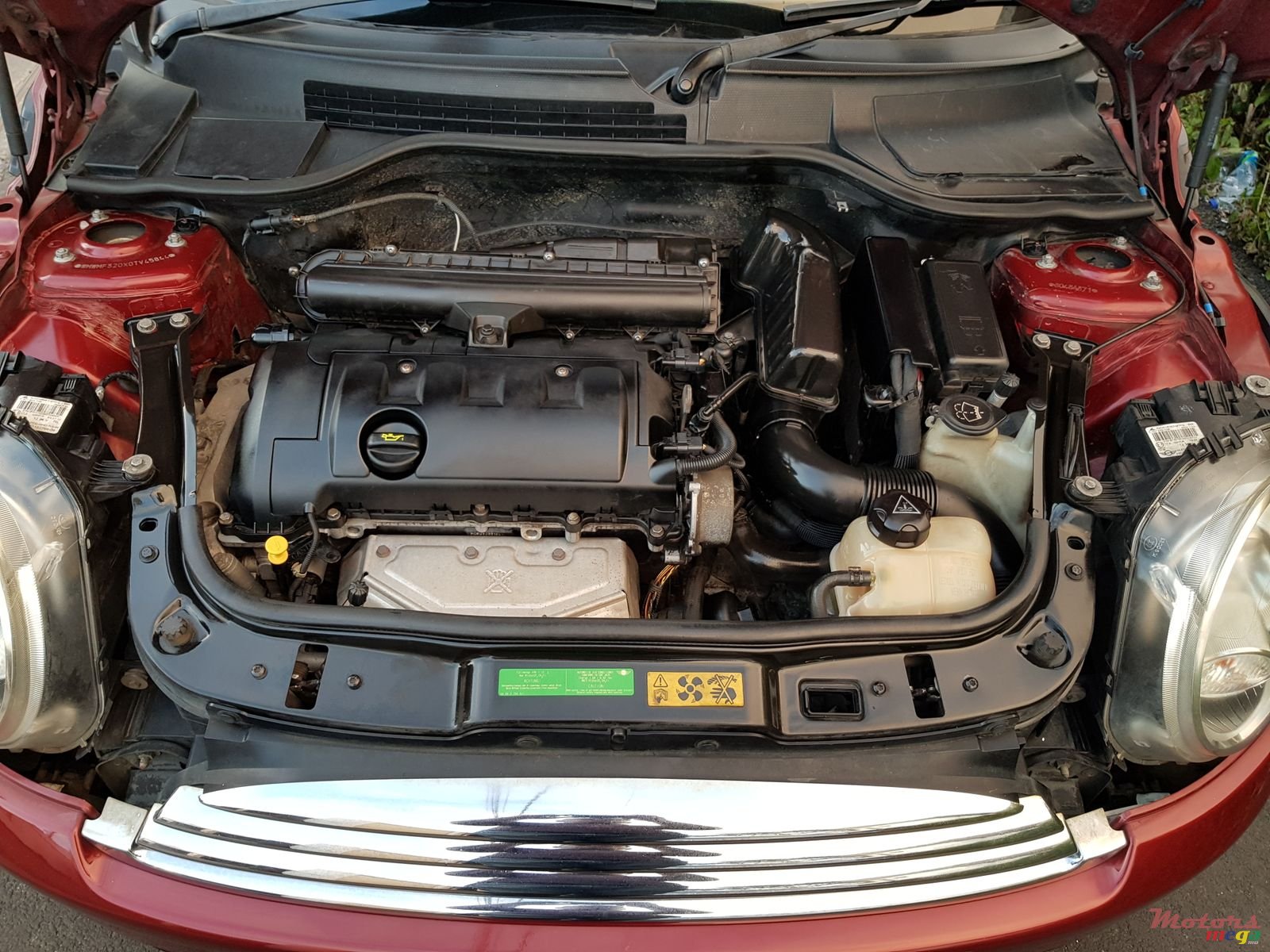 2010' MINI Cooper S photo #5