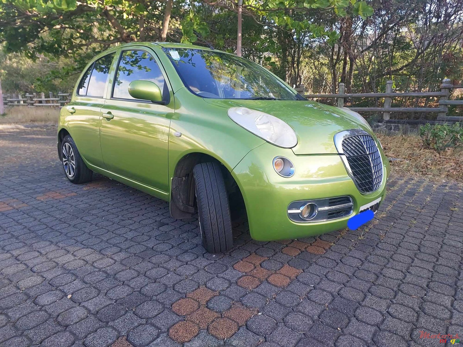 2004' Nissan March Ak12 photo #1