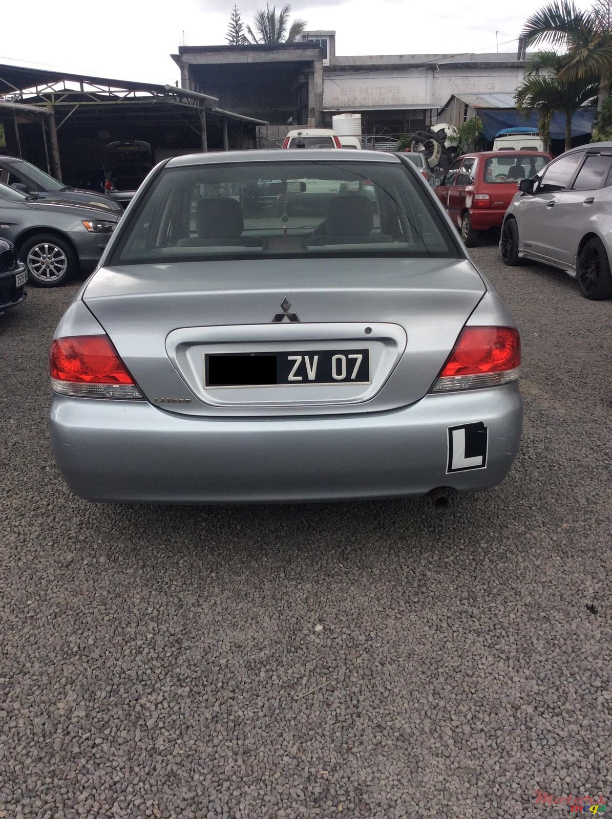 2007' Mitsubishi Lancer photo #4