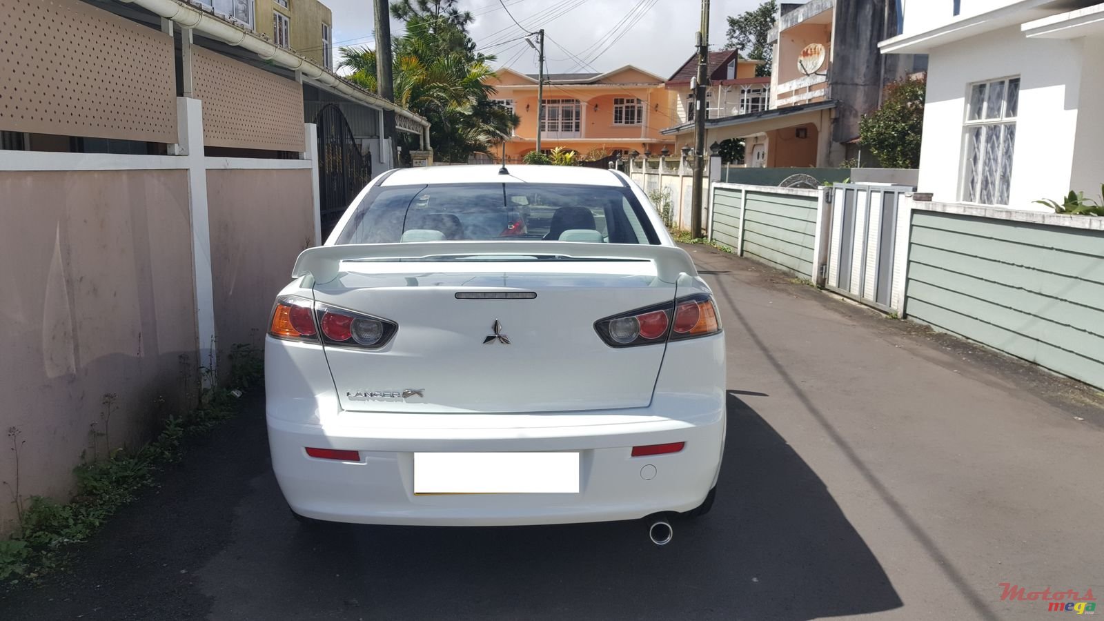 2012' Mitsubishi Lancer Ex photo #5