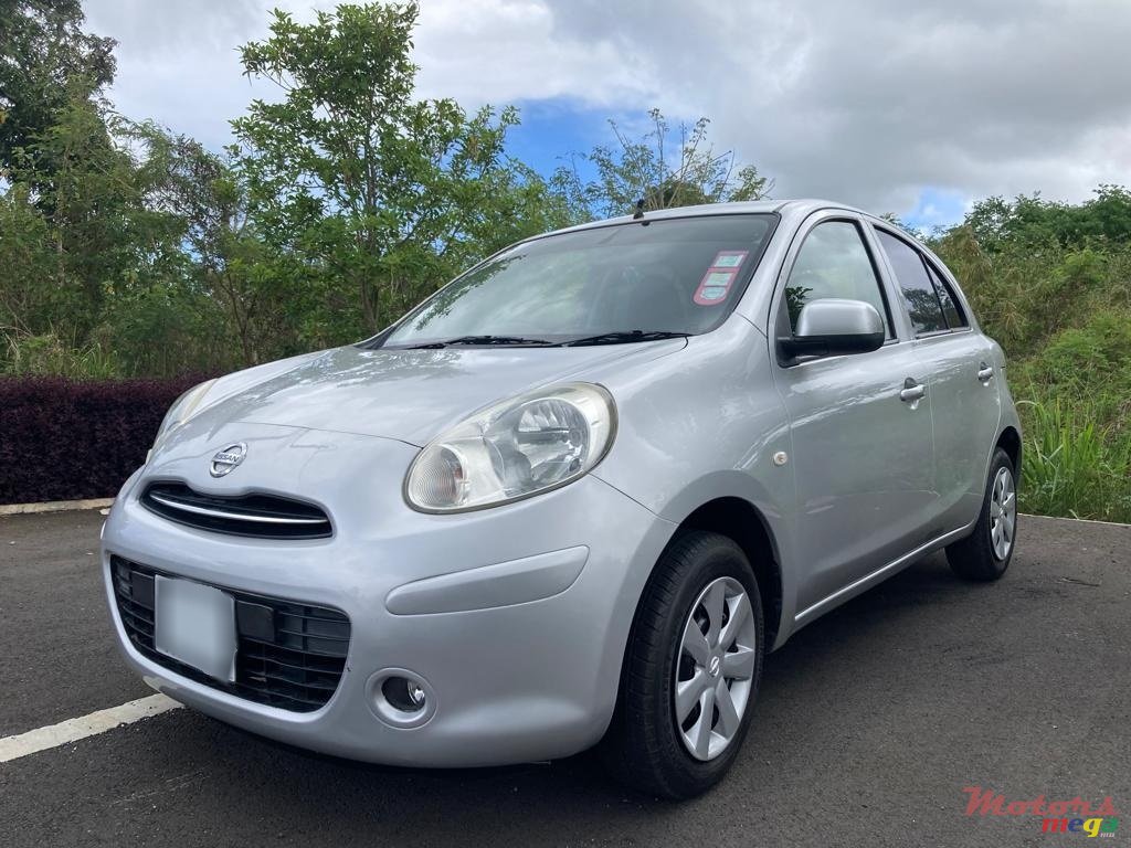 2013' Nissan March photo #1