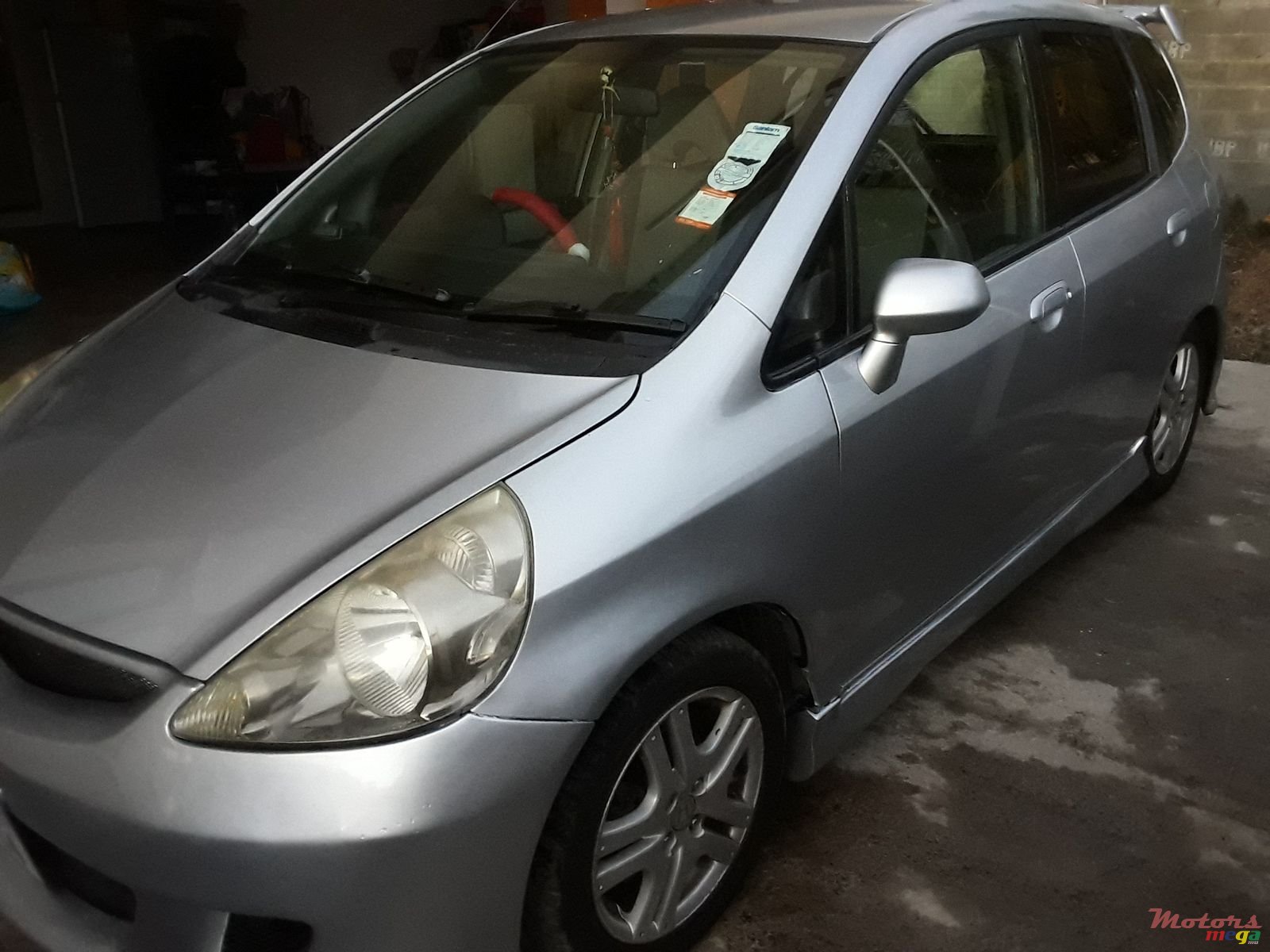 2004' Honda Fit photo #4