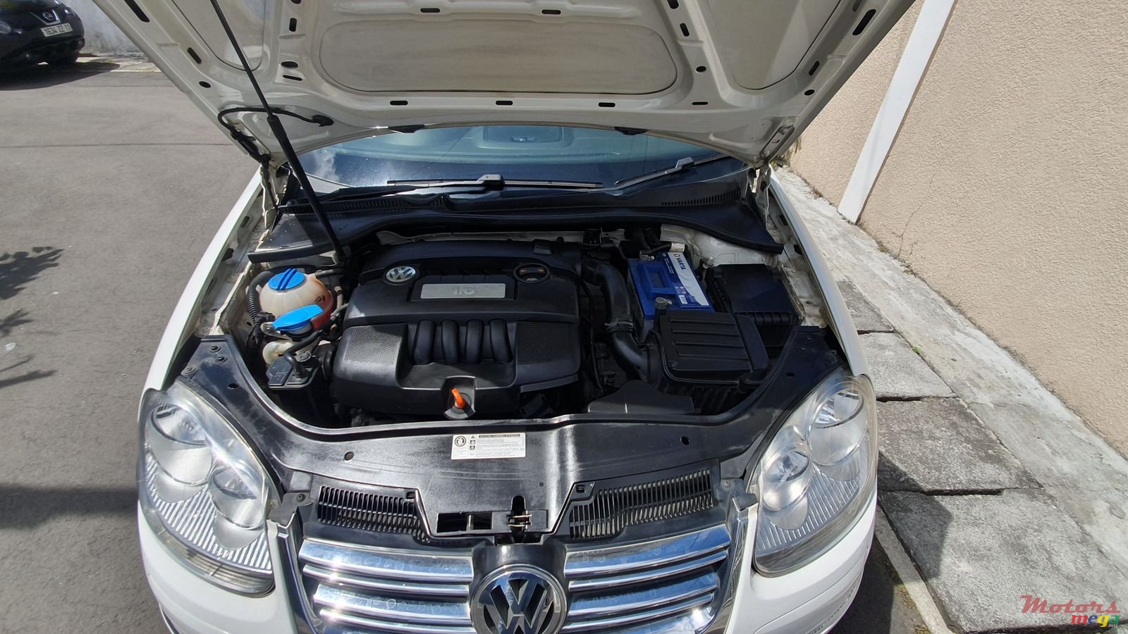 2011' Volkswagen Jetta photo #4