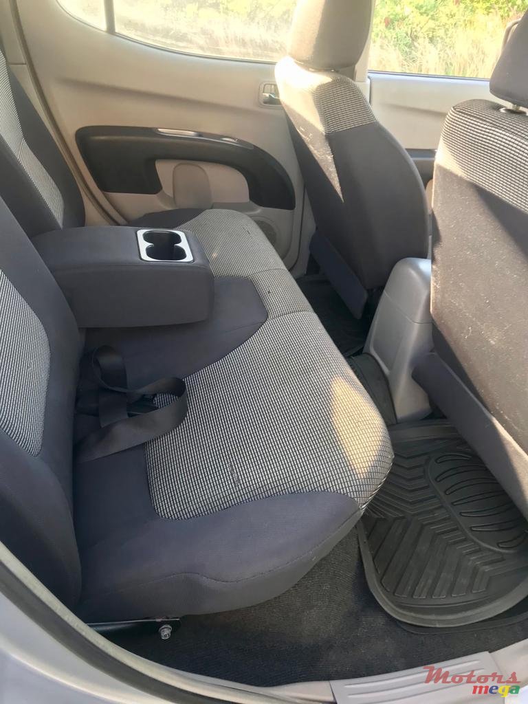 2008' Mitsubishi L 200 photo #3