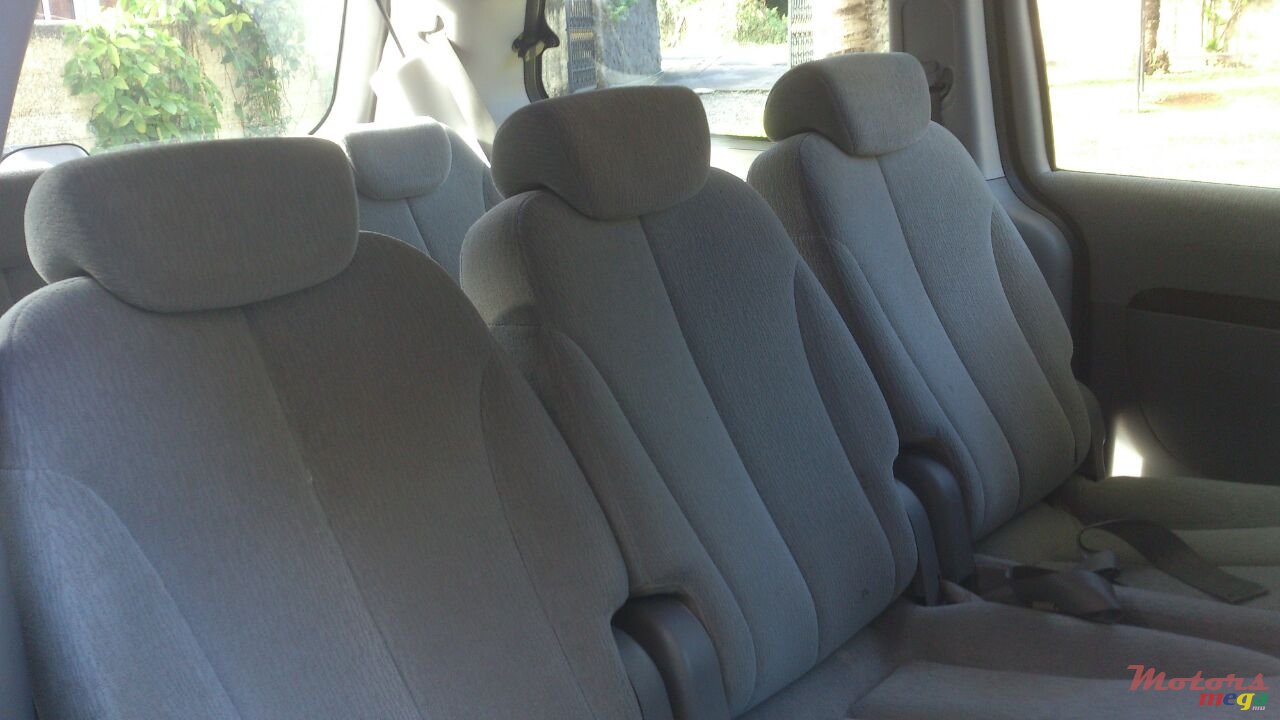 2008' Kia Carnival photo #3
