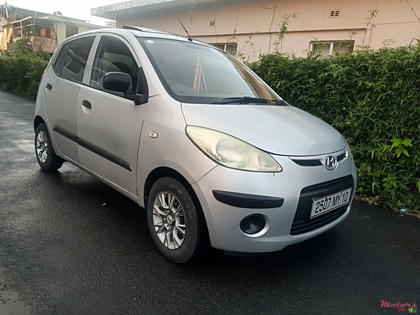 2010' Hyundai i10 photo #1