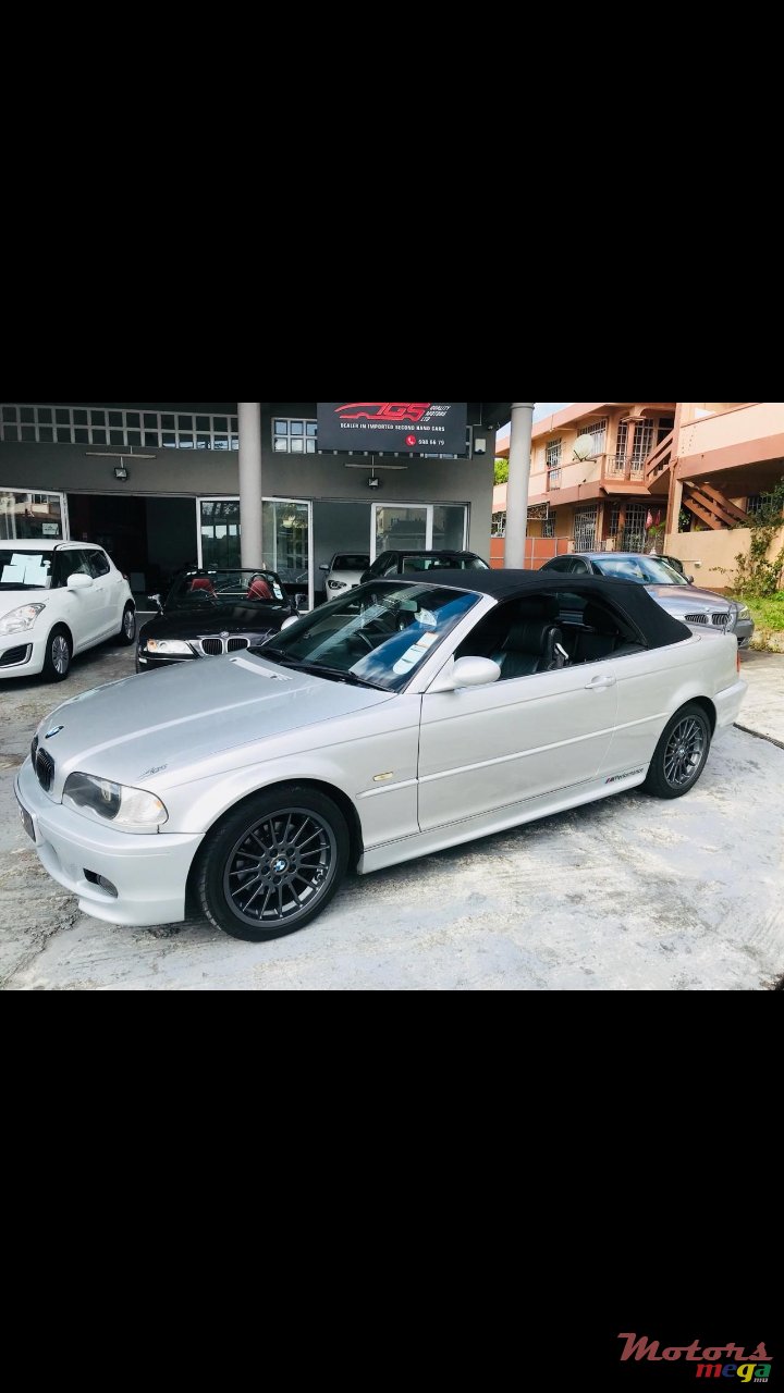 2001' BMW 3 Series Convertible photo #1