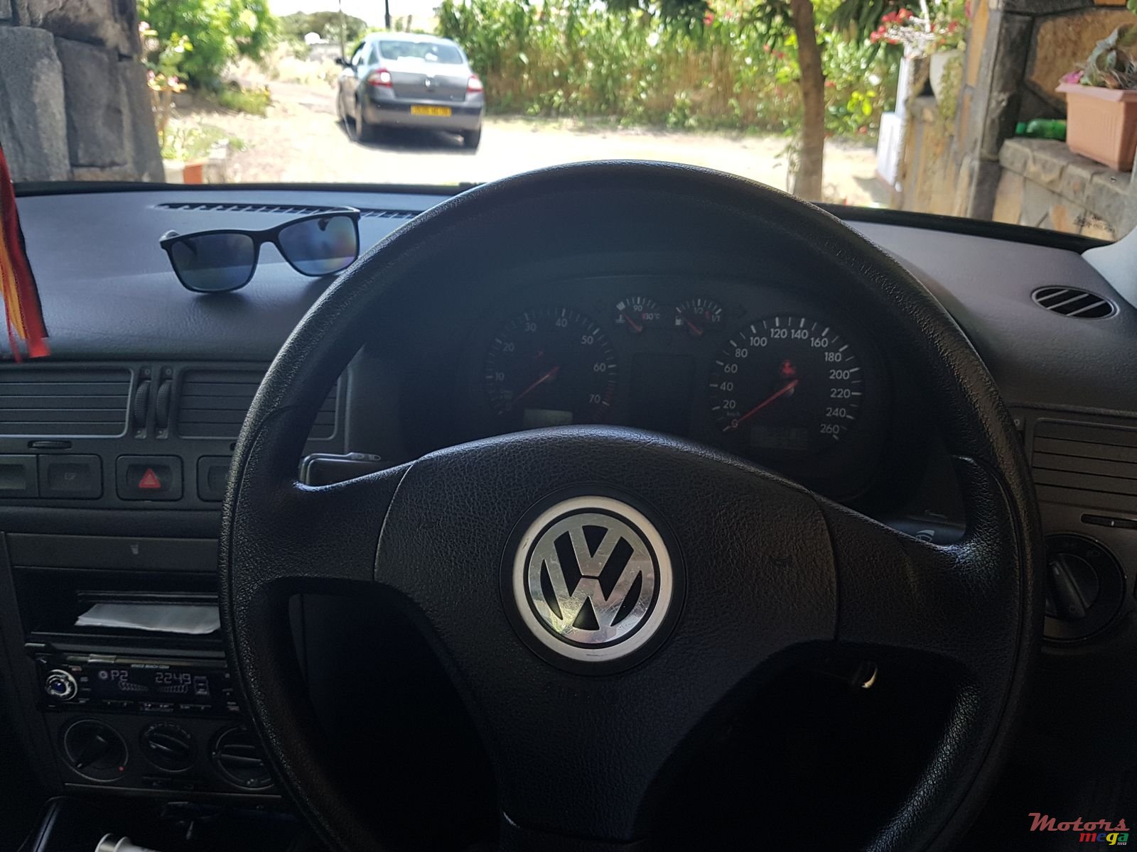 2005' Volkswagen Bora photo #7