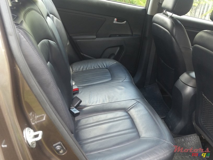 2011' Kia Sportage photo #6