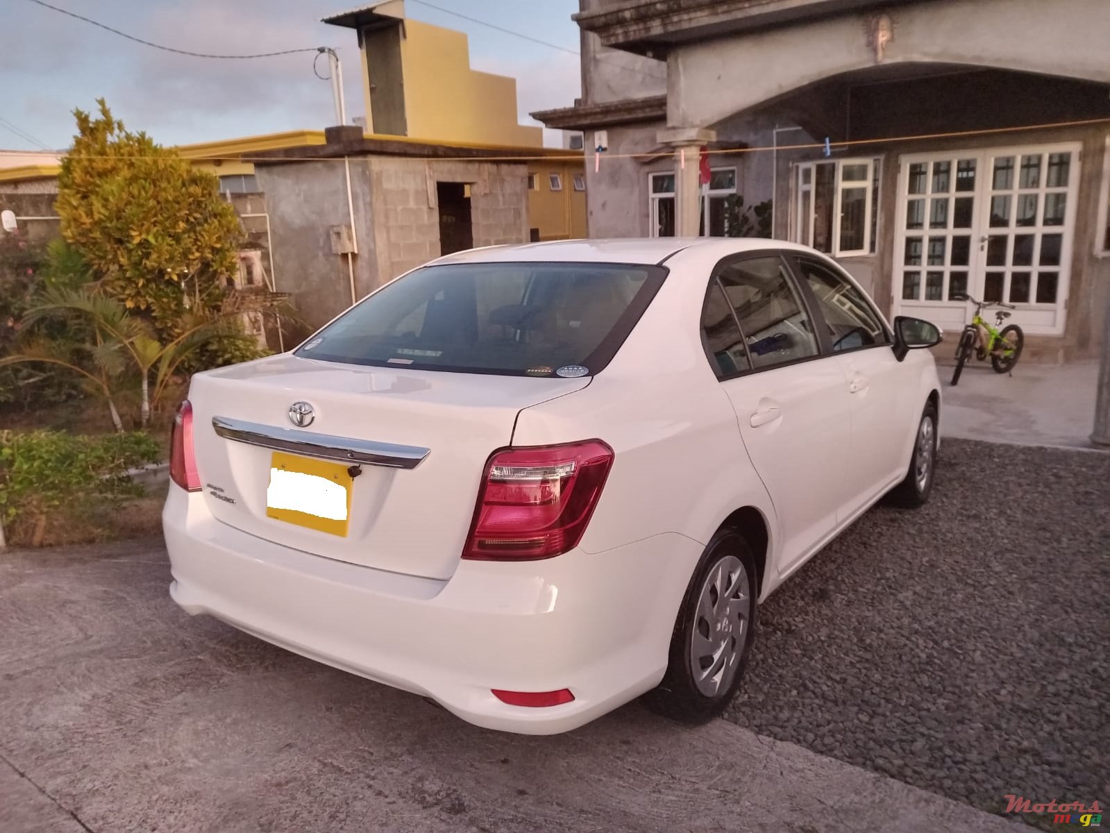 2018' Toyota Axio photo #3