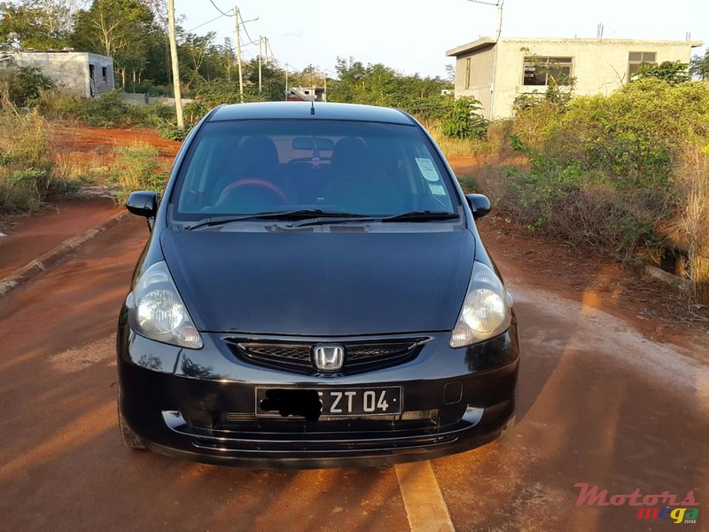 2004' Honda Jazz photo #3